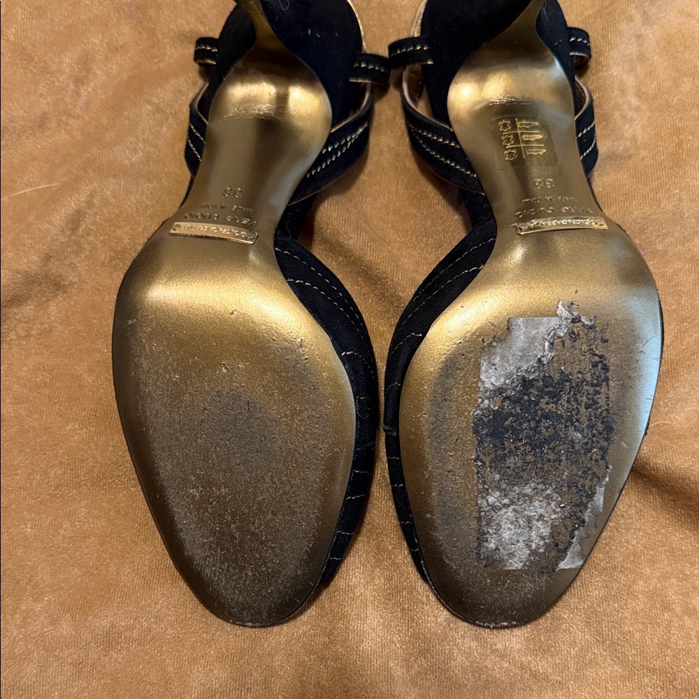 Dolce & Gabbana Black and Gold Women's Heels - Picture 7 of 7